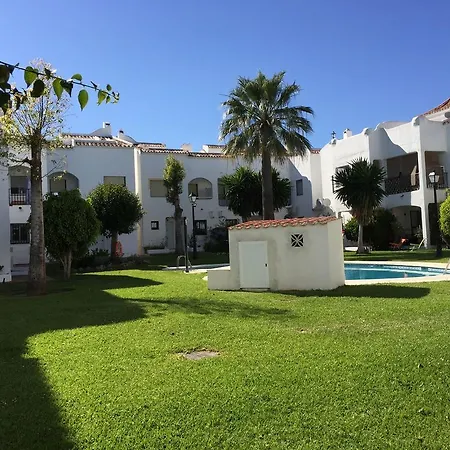 Holiday home Holiday Los Pinos Estepona